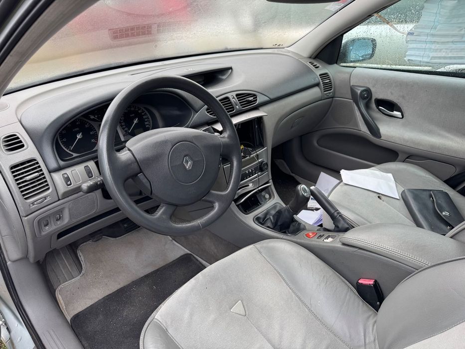 Renault Laguna 2 2002 a gasolina para peças