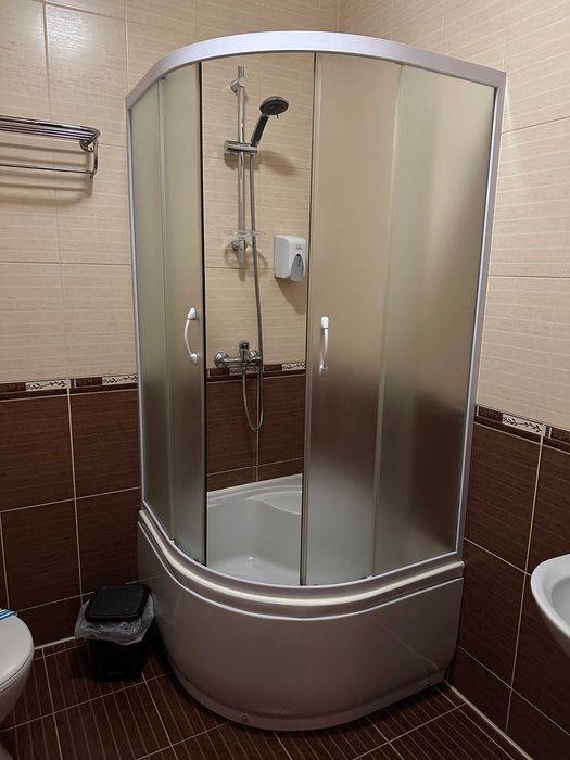 Продаю душову кабіну, Польща.