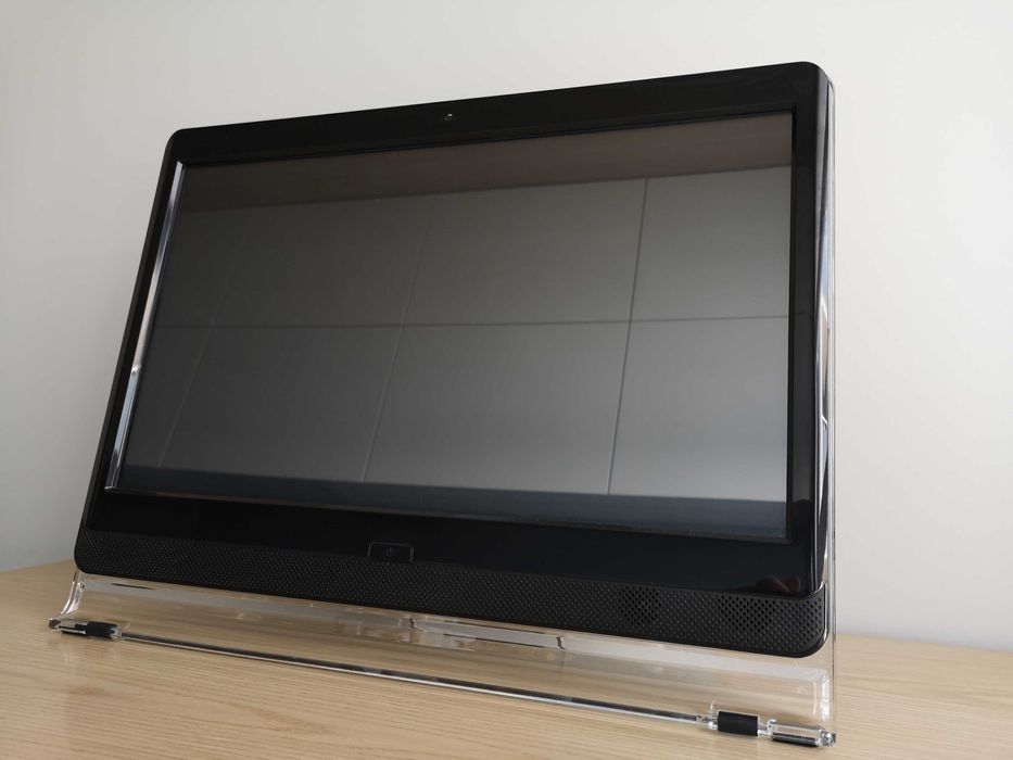 Komputer Gigabyte  All In One PC Intel i3, 22" z dotykowym ekranem