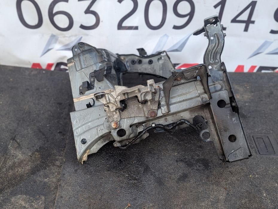 Передній лівий лонжерон стакан носик опора двигуна renault megane 3