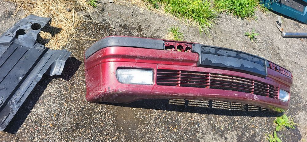 BMW E 36 Maska Przód         Grill chłodnica 2.8  zderzak  Lampa Przód