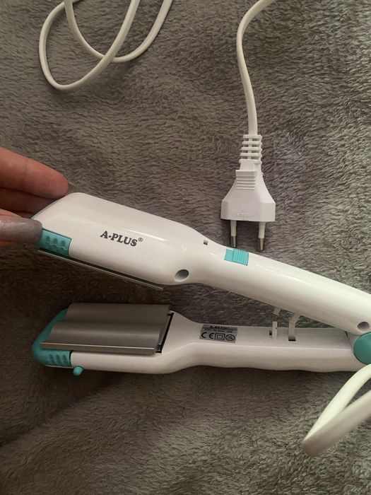 Утюжок для волос с насадками