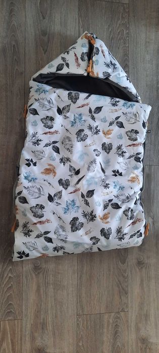 Śpiworek zimowy do wózka (praktycznie nowy) Lanila