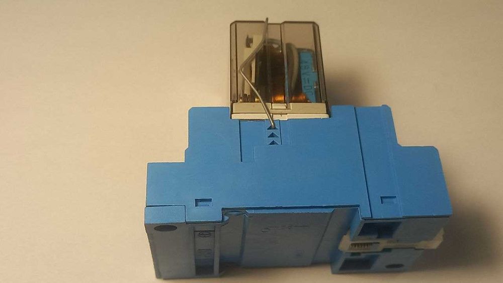 Контактор Finder 48В 12А 4 полюси, НЗ та НР контакти