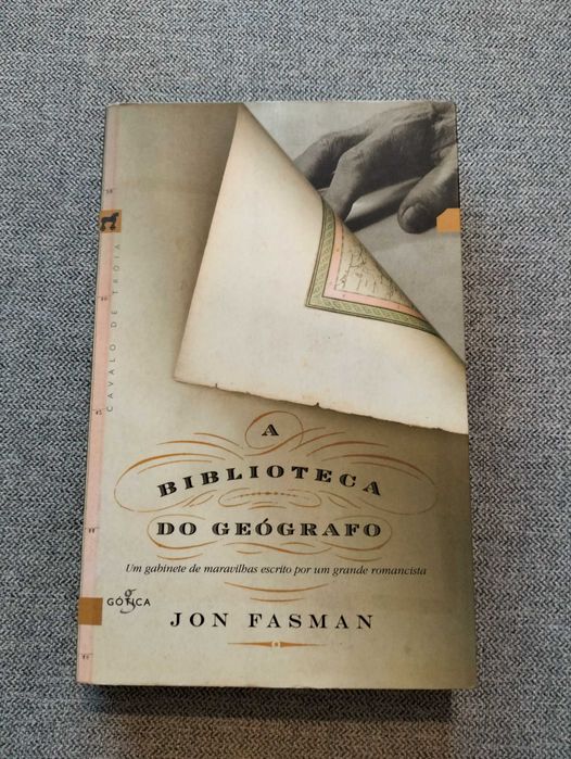 Livro "A biblioteca do geógrafo" de Jon Fasman