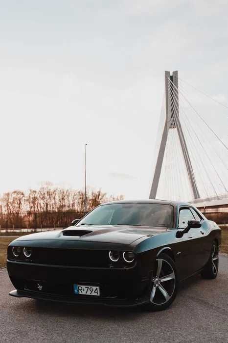 Wynajem Dodge CHALLENGER 5.7 HEMI 377 KM Rzeszow od ZARAZ !