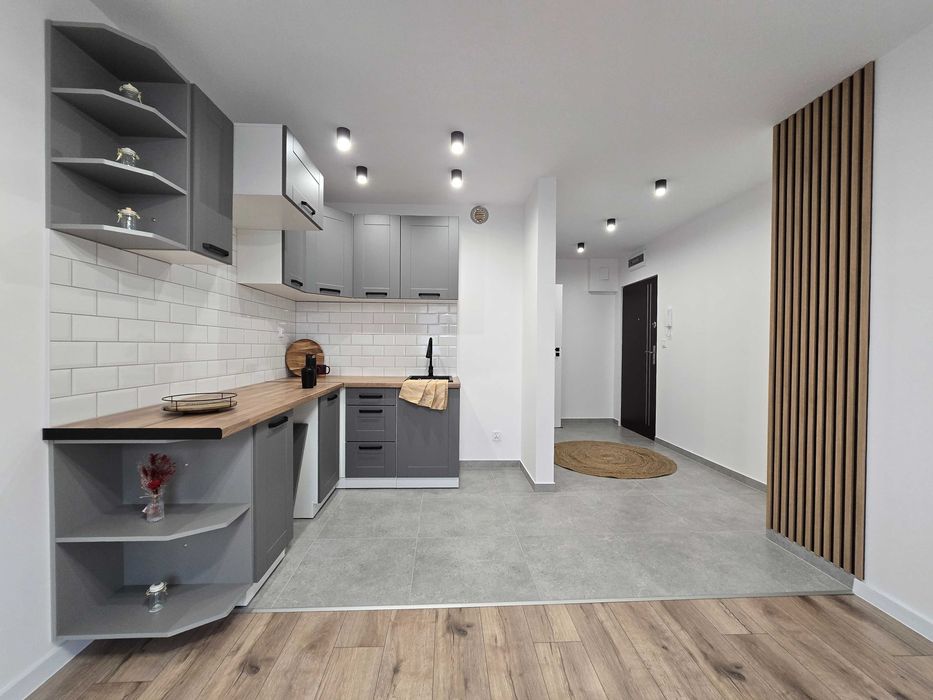Centrum | 2 Pokoje | 34,5 m² | Po Generalnym Remoncie | 3 Piętro z Windą