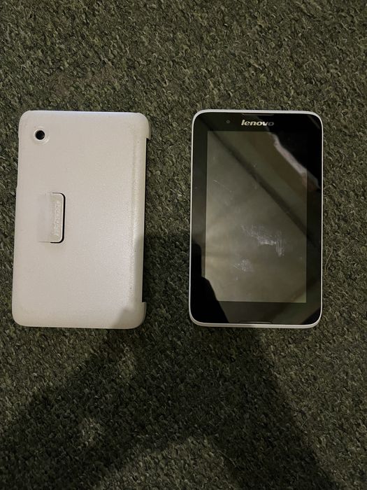 Планшет леново практично даром