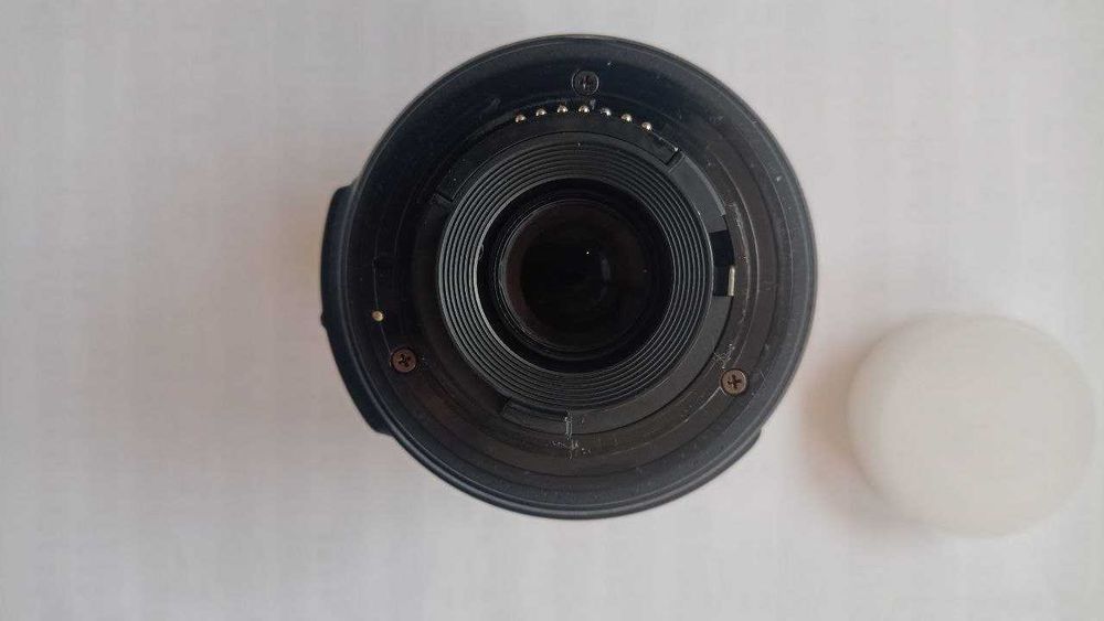 Фотоб'єктив AF-S DX Nikkor 18-55mm 1:3.5-5.6G VR