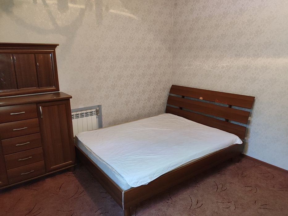 Оренда 3 кім квартира правий берег. На будь-який термін
