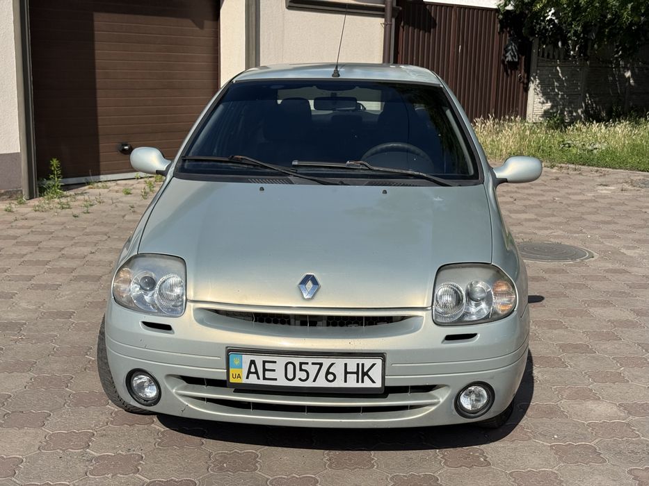 Renault Clio 1.4 Бензин.