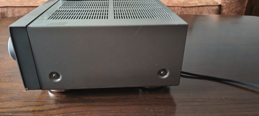 Amplituner Yamaha RX-460 z pilotem