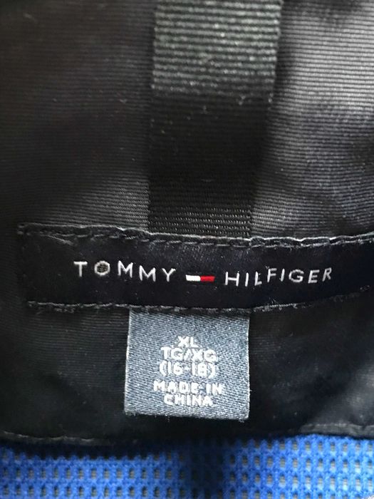 Kurtka lekka Tommy Hilfiger na zamek rozm. S