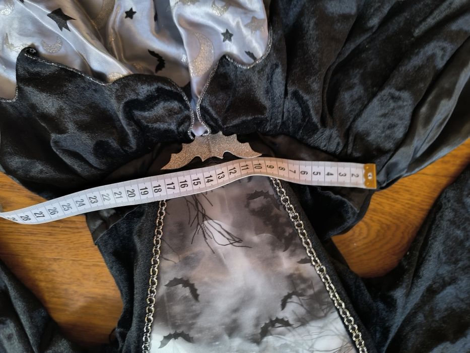 Сукня на Хеллоуїн на 6-7 років з 3D картинкою