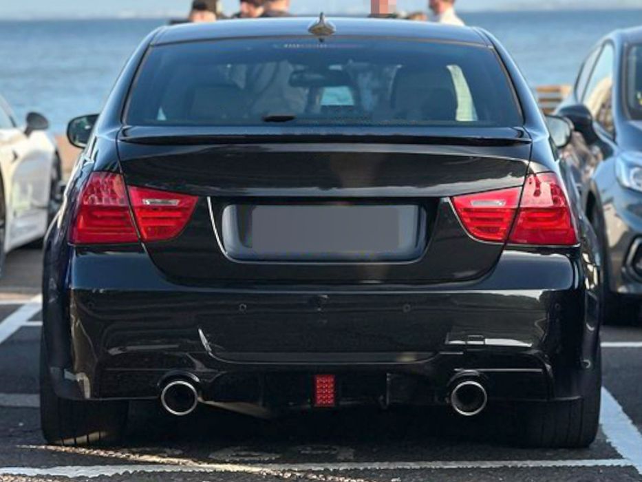BMW E90 E91 Dyfuzor Dokładka Tylnego Zderzaka M-Pakiet Czarny Połysk