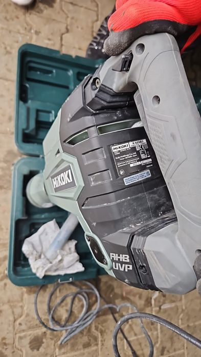 Młot wyburzeniowy hikoki