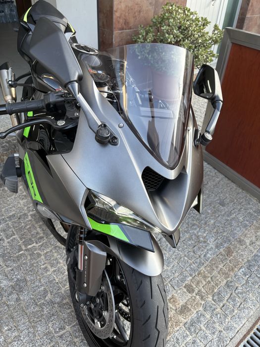 Kawasaki Ninja ZX6R 636