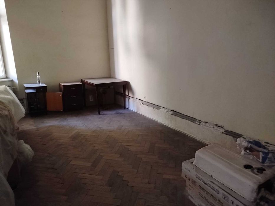 Продаж 3-х кімнатної квартири по вул. Снопківська