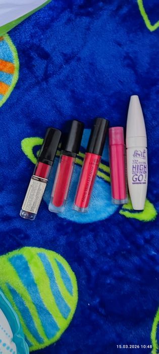 Отдам косметика вся новая