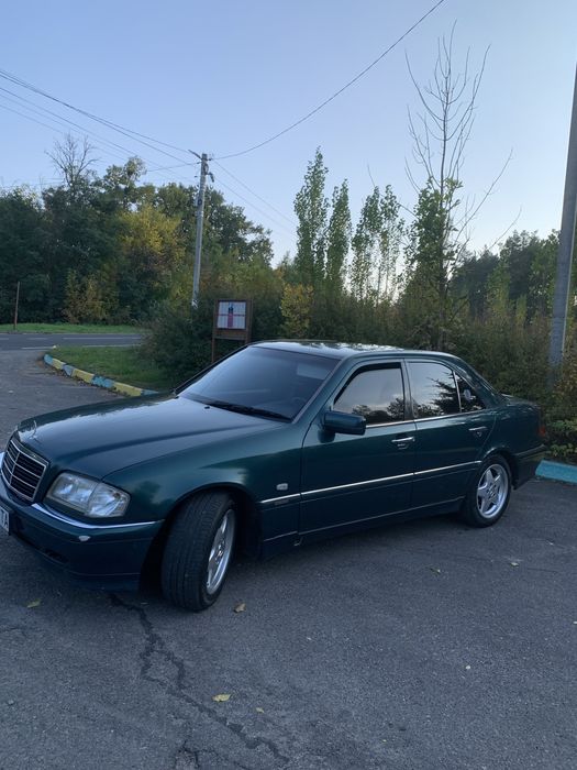 Mercedes benz w202 c180