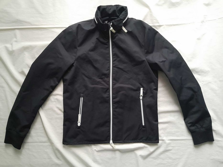 Sprzedam kurtkę  przejściową Emporio Armani Granatowy Regular Fit