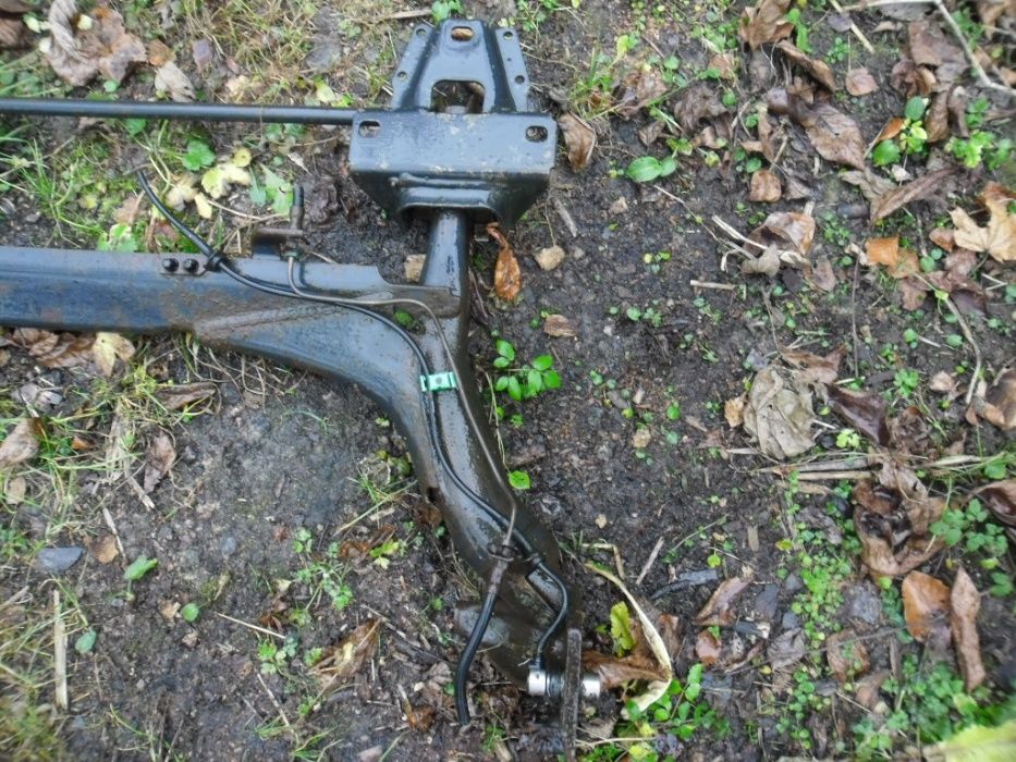 Задня балка Ауді 80 б4 Пассат б2 Гольф 3 Венто Нубіра