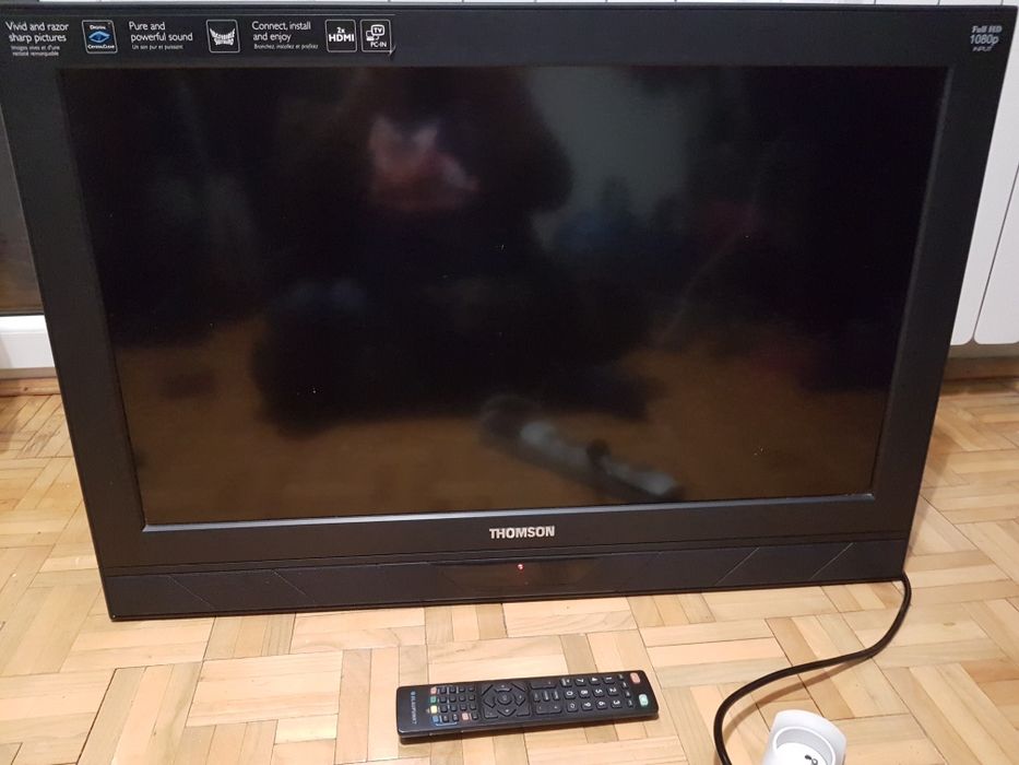 Thomson 32 cale lcd telewizor sprawny full hd