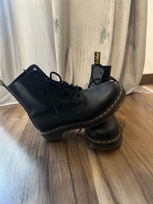 Dr. Martens 1460 Pascal