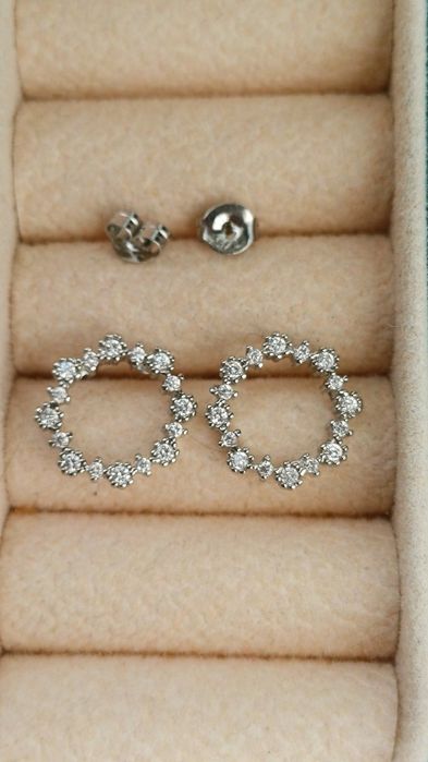 Srebrne kolczyki sztyfty z cyrkoniami