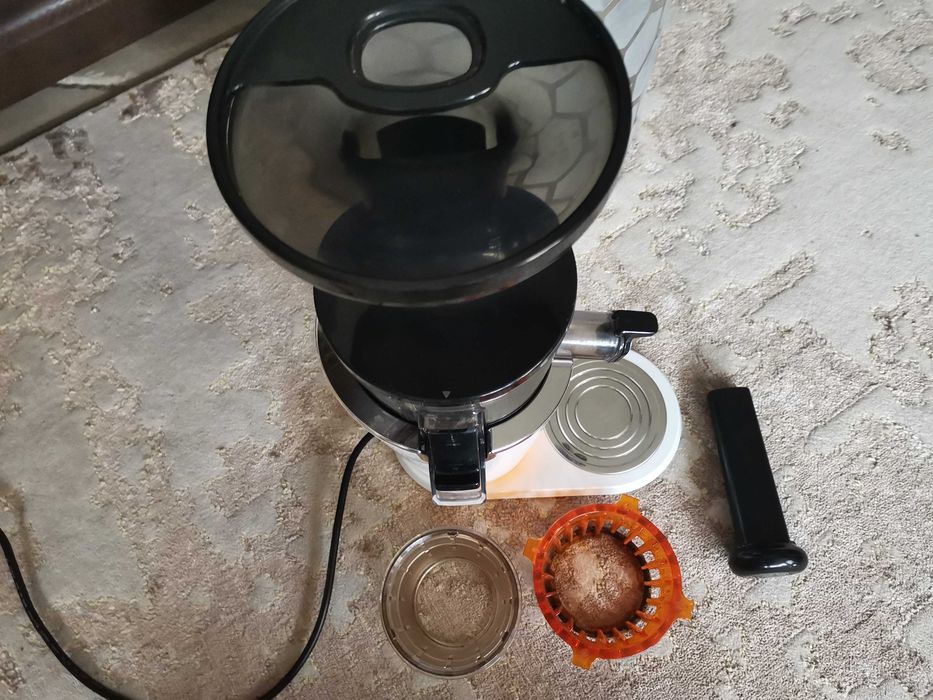 Wyciskarka wolnoobrotowa HUROM H100