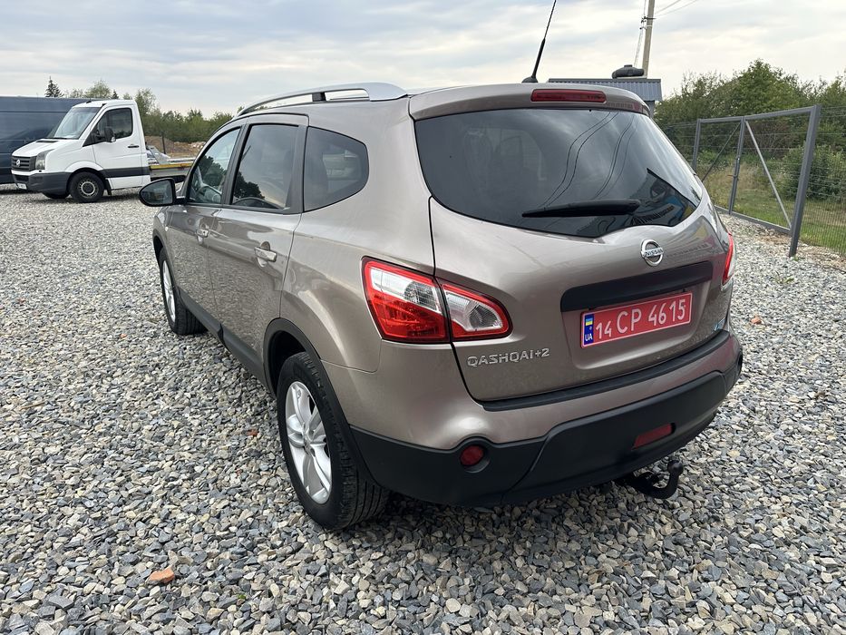 Nissan кашкай +2 свіжо пригнаний сертифікований в дуже гарному стані по всіх питаннях телефонуйте