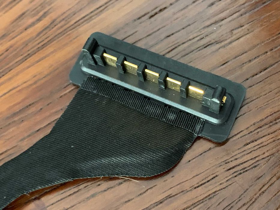 Conector Bateria C/ Cabo 9 2 2 - 8 7 0 8 Macbook Pro 15" A1286 08/09