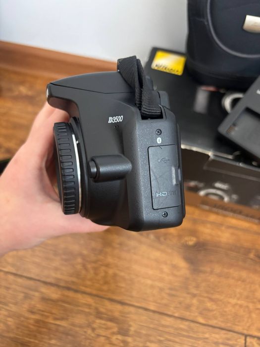 Nikon d3500 з кітовий об'єктивом 18-55 mm