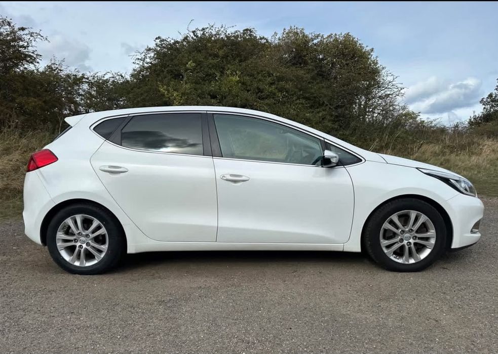 Kia ceed 1,6  ano 2014  perfeito estado quilómetros 191km