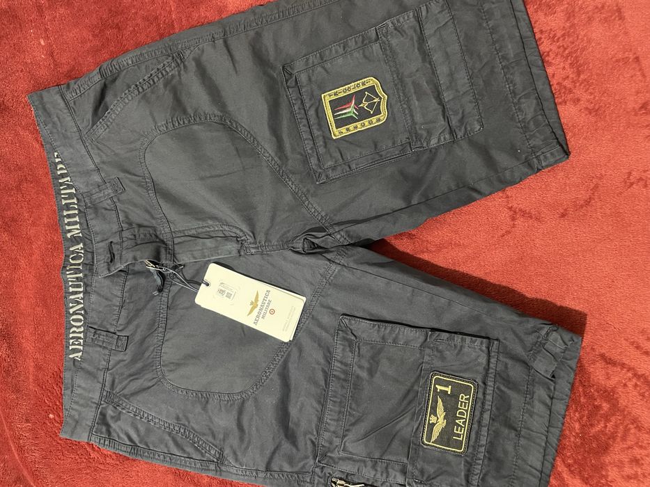 Продам шорти   розмір 48,нові,куплені за кордоном AERONAUTICA MILITARE