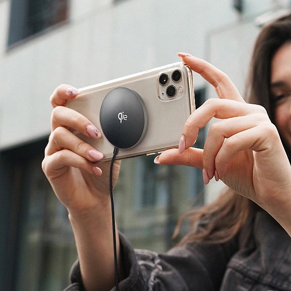 Ładowarka indukcyjna Wozinsky 15W bezprzewodowa Qi2 - czarna