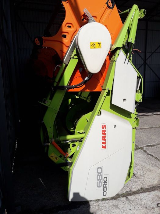 Нова Жниварка Зернова Claas Cerio 680