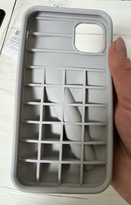 Чолох від rhode на iPhone 11 з тримачем помади/блиску для губ