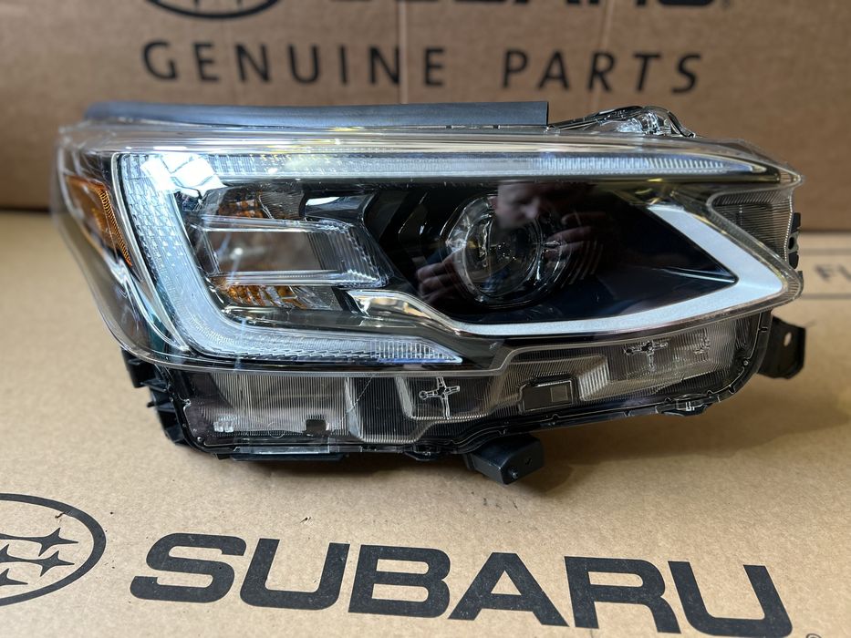 Фара права 26 Subaru Outback bt Legacy bw b16 2020 21 22 84002AN12A