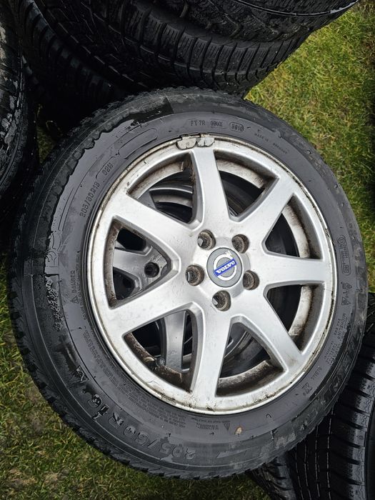 Koła felgi aluminiowe 5x108 7j opony zimowe Michelin 205/60R16