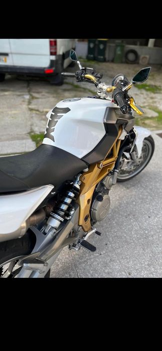 Aprilia Shiver 750 edição rara