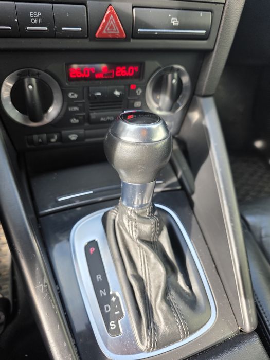 Audi A3 8P 2.0tdi 140km stronic dsg