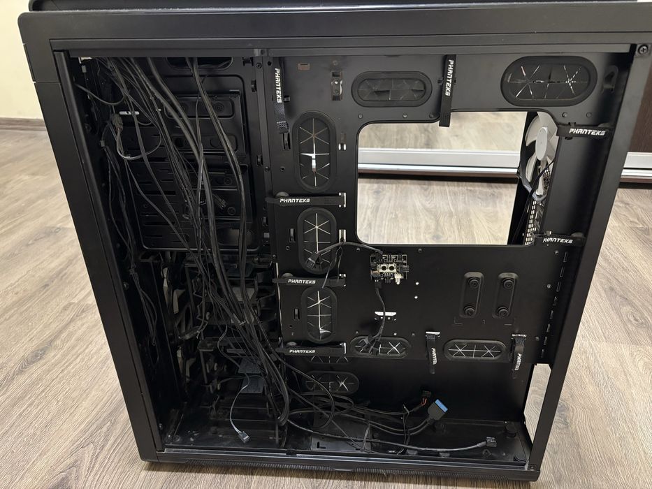 Корпус ПК Phanteks Enthoo Primo