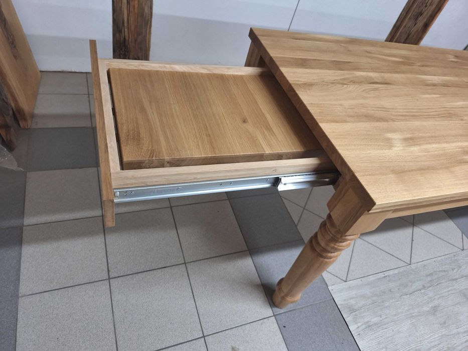 Stół dębowy rozkładany KLONOWO (wkładki w stole)