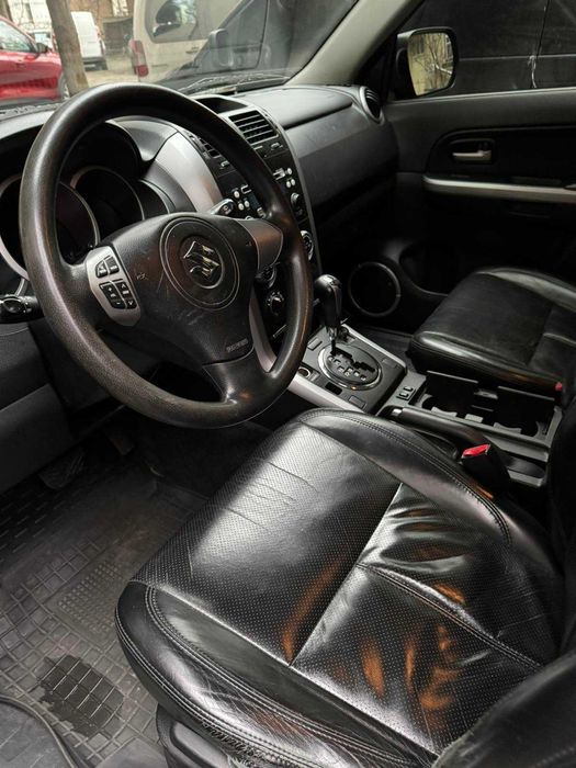 Продаж Авто  Suzuki Grand Vitara 2008р.в. Бензин 2.0.