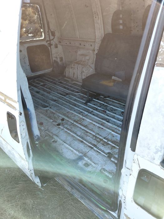 Peugeot Expert base