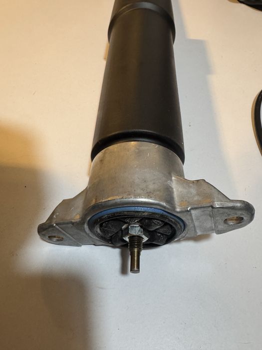 Задні амортизатори Lincoln MKC 2015–2019 (пара, нові)