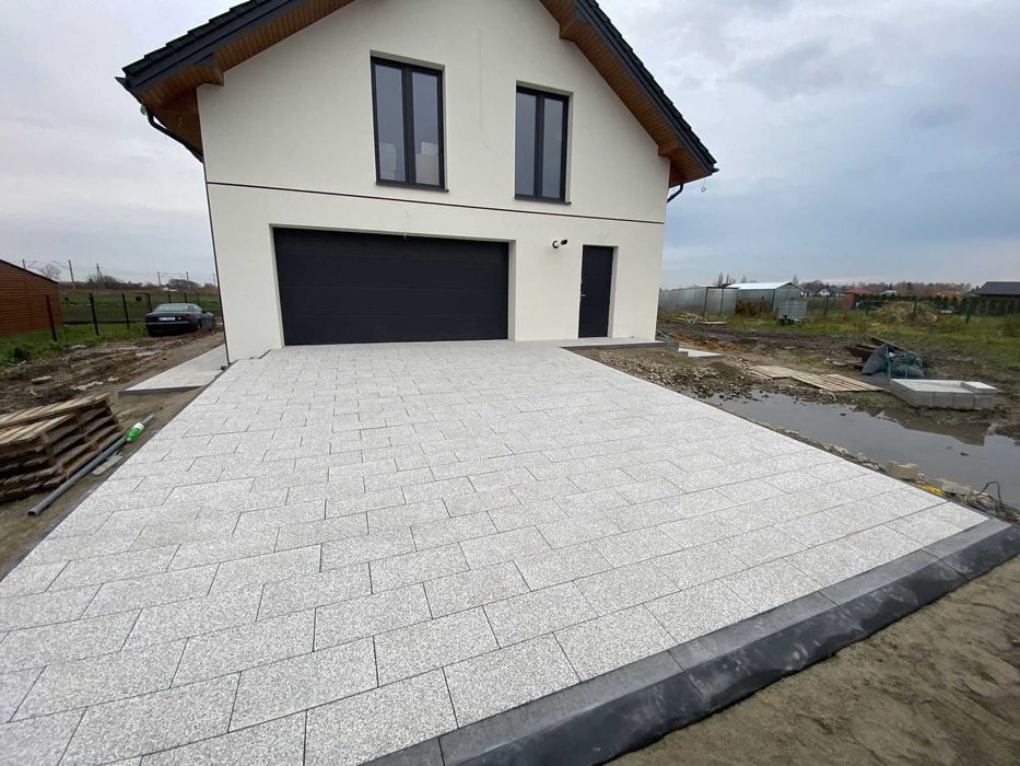 Układanie kostki brukowej