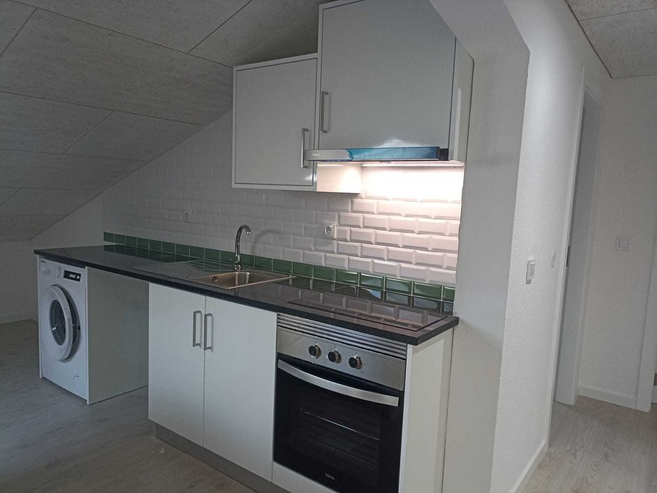 Arrenda-se T1 + 1 no cento de Arganil