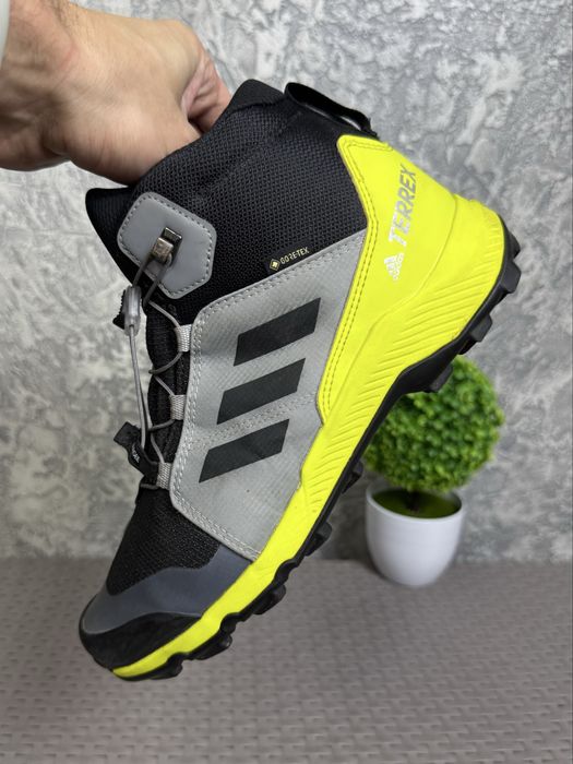 Adidas Terrex gore-tex кроссовки полуботинки 39 размер трекинговые